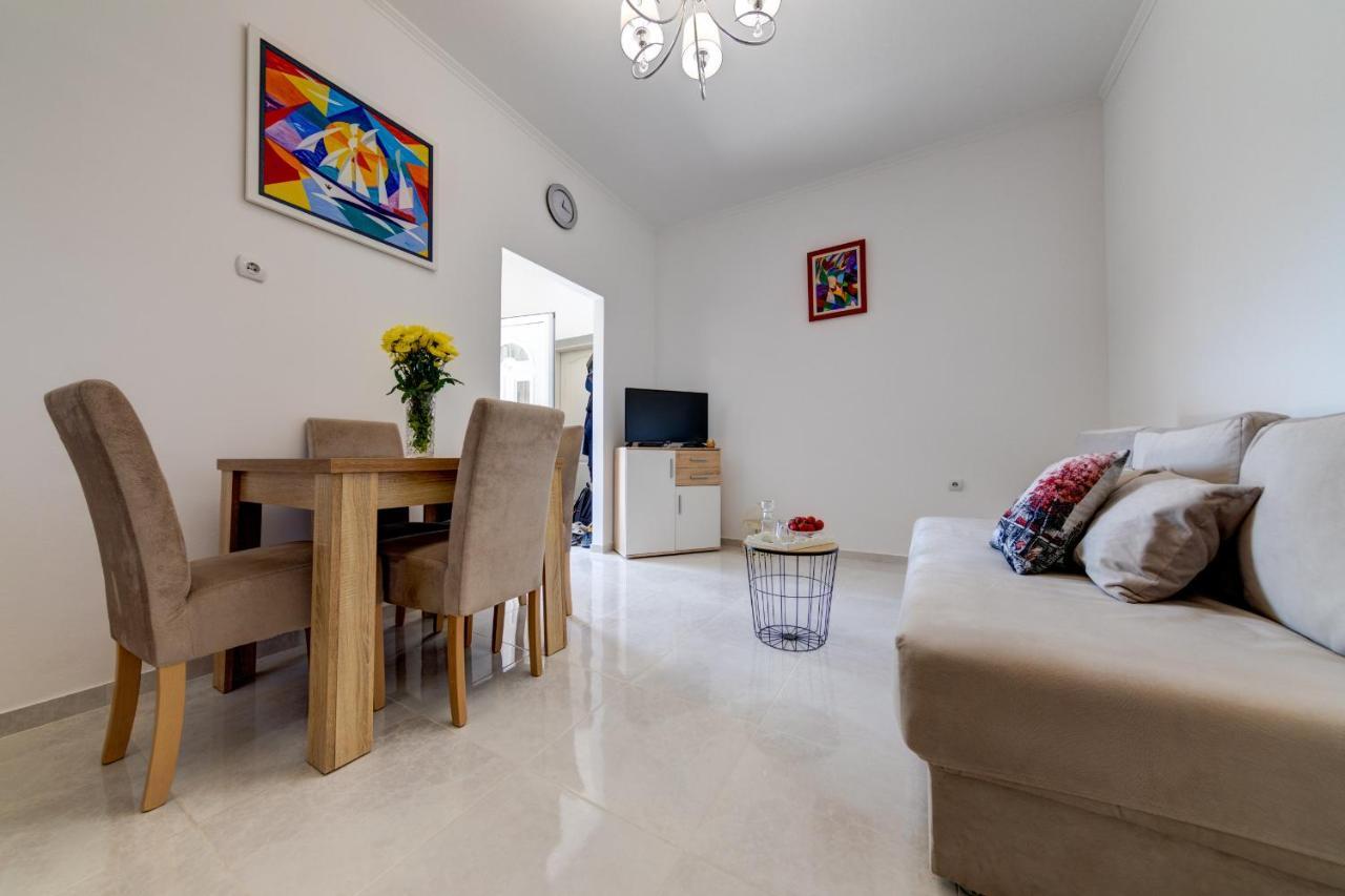 Sunny Nest Apartments Kotor Luaran gambar