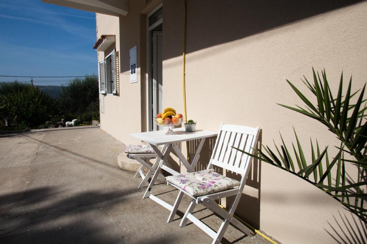 Sunny Nest Apartments Kotor Luaran gambar