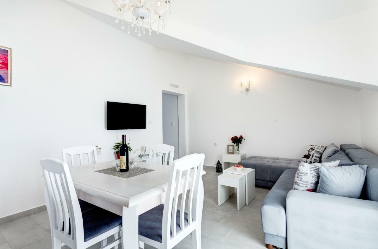 Sunny Nest Apartments Kotor Luaran gambar