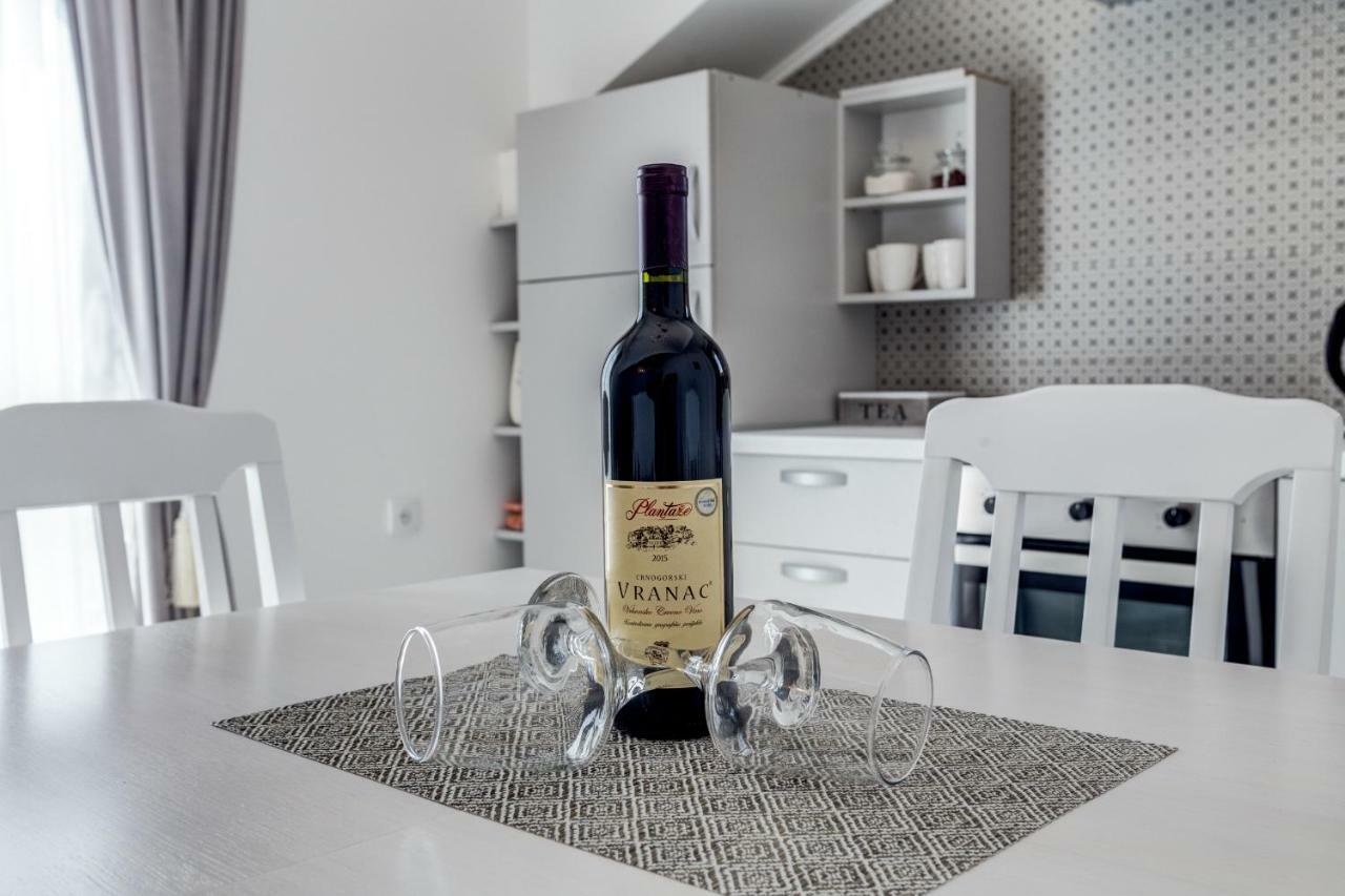 Sunny Nest Apartments Kotor Luaran gambar