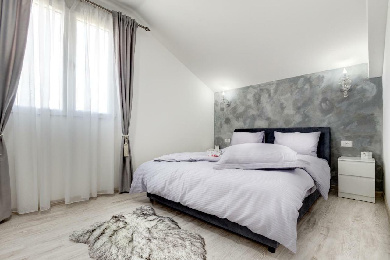 Sunny Nest Apartments Kotor Luaran gambar