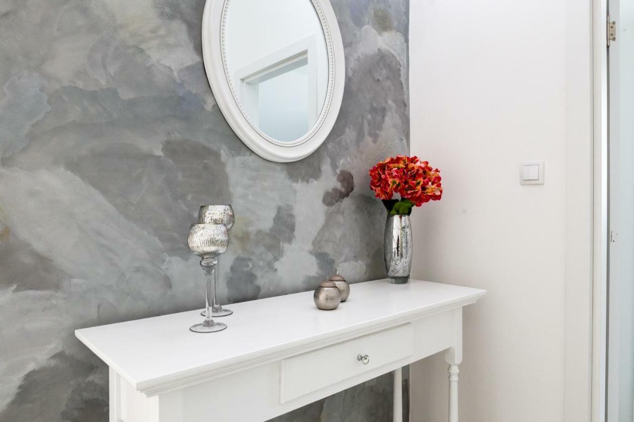 Sunny Nest Apartments Kotor Luaran gambar