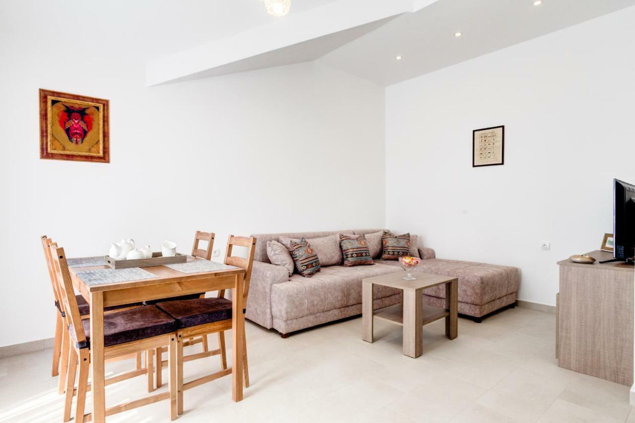 Sunny Nest Apartments Kotor Luaran gambar
